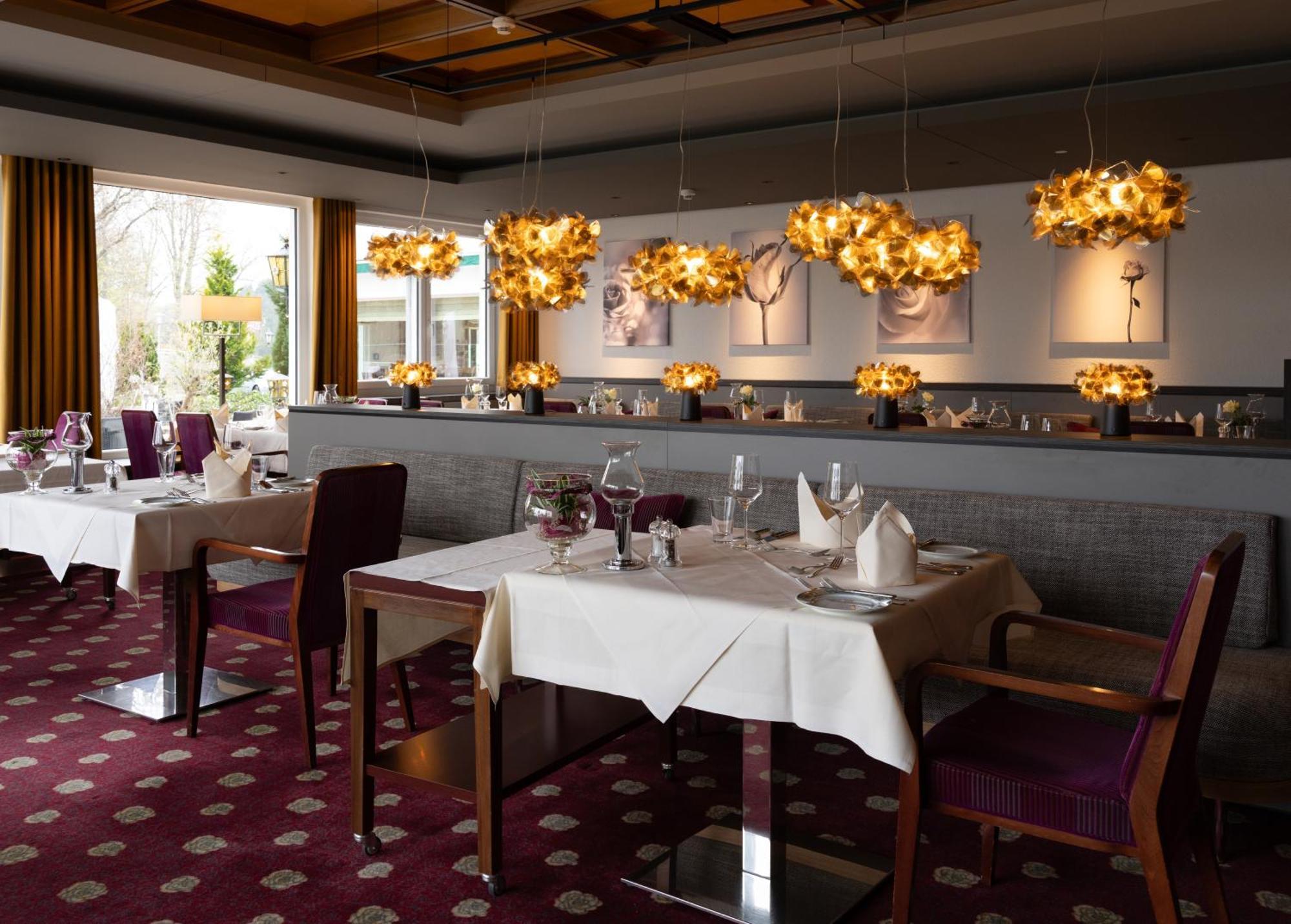 Parkhotel Flora Am Шлухзее Экстерьер фото